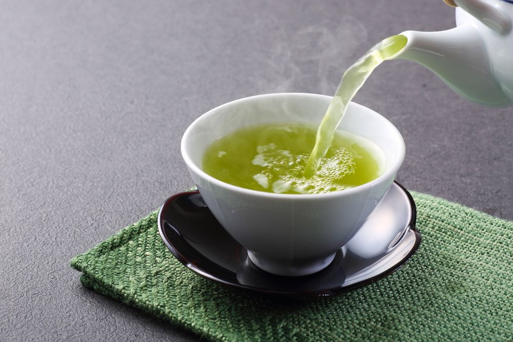 Green Tea Side Effects and Things to Avoid