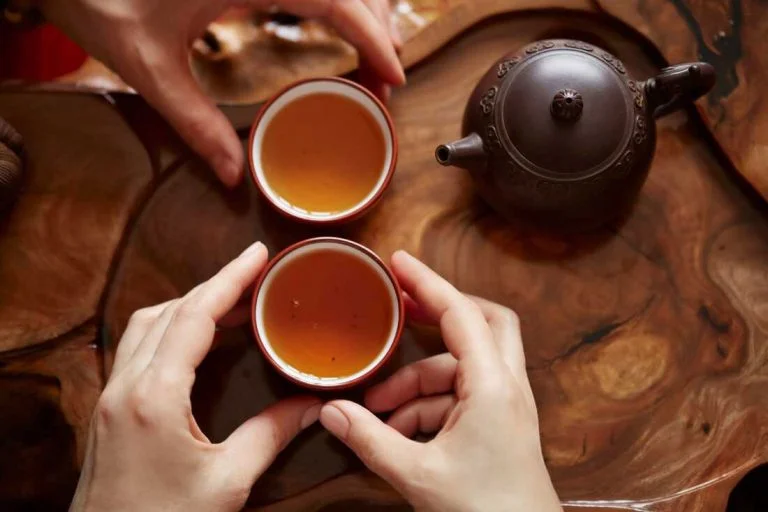 Become a Tea Connoisseur