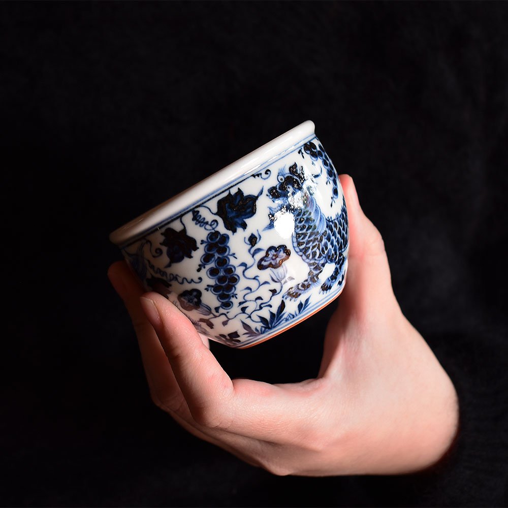 Hand Painted Yuan Blue-and-white Kylin Tea Cup