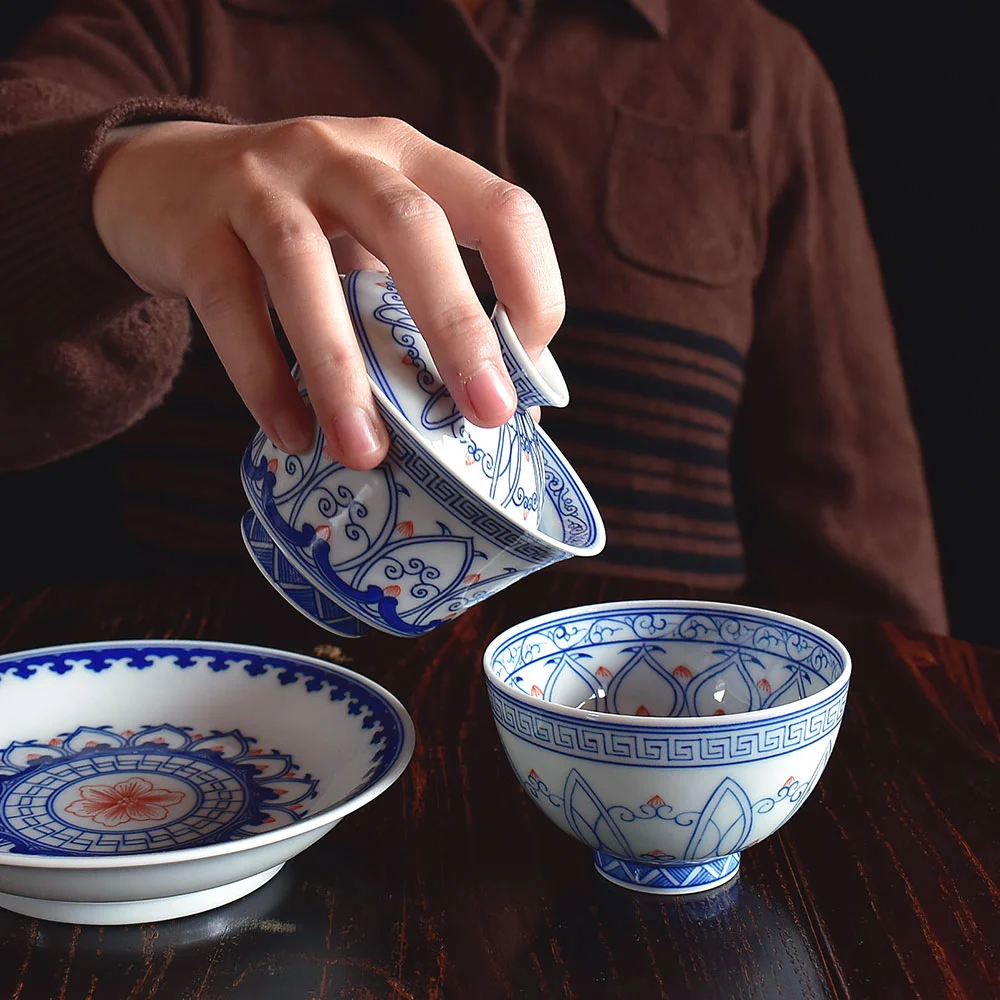 Hand Painted Horseshoe Shaped Bao Xiang Gaiwan Set