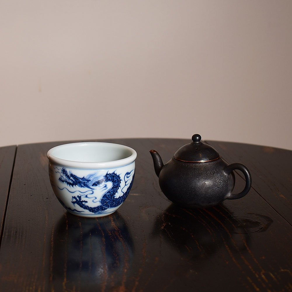 Hand Painted Yuan Blue-and-white Dragon Master Tea Cup