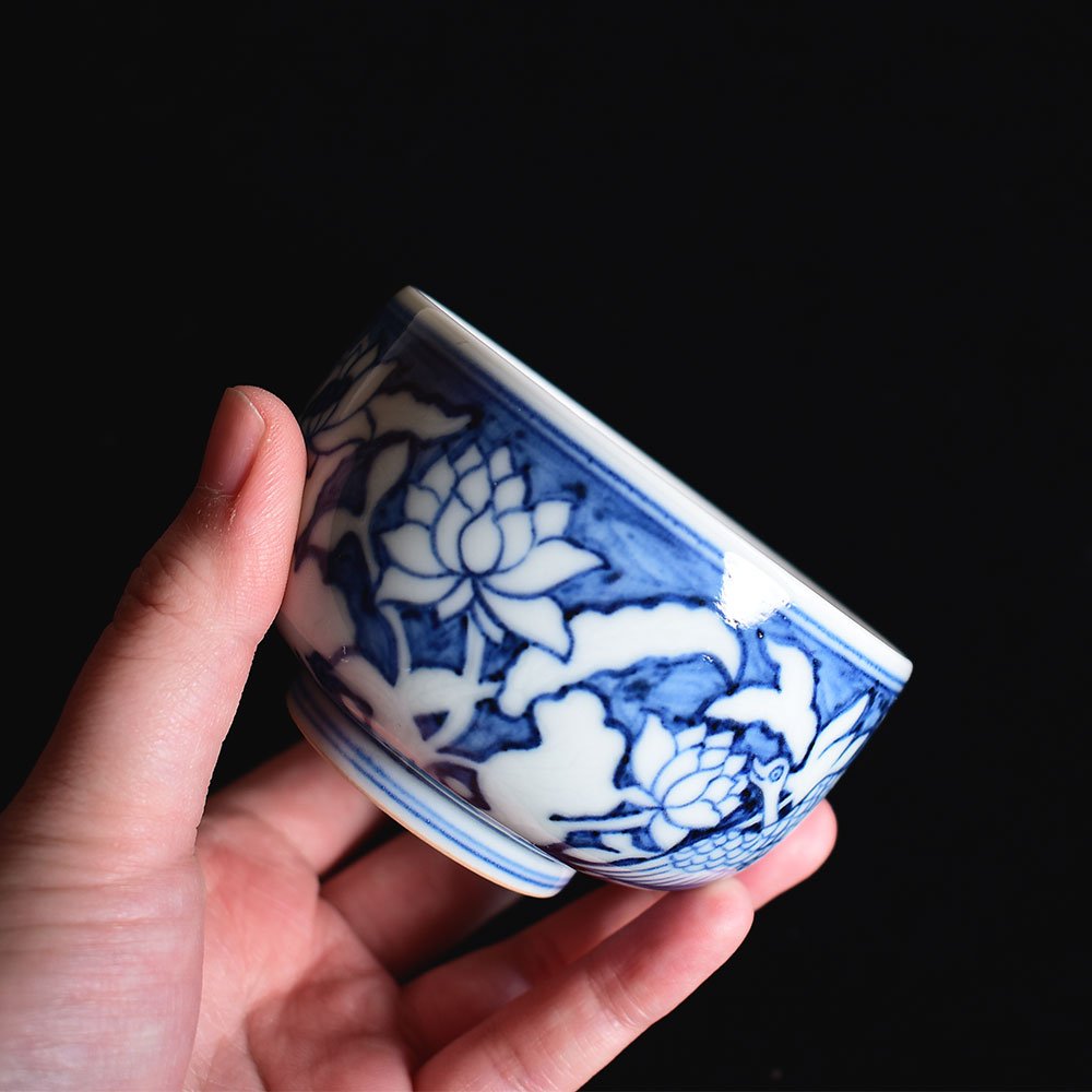 Hand Painted Yuan Style Heron and Lotus Pu-erh Arhat Tea Cup