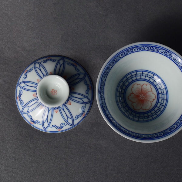 Hand Painted YuanBao Shaped Bao Xiang Gaiwan Set