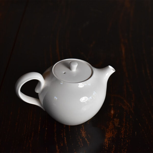 Minimalist Palace Lantern Teapot