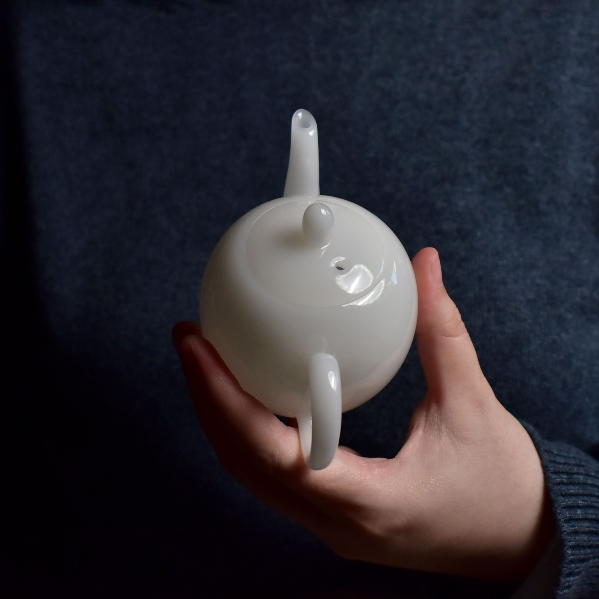 Jade Porcelain Beauty Shoulder Teapot