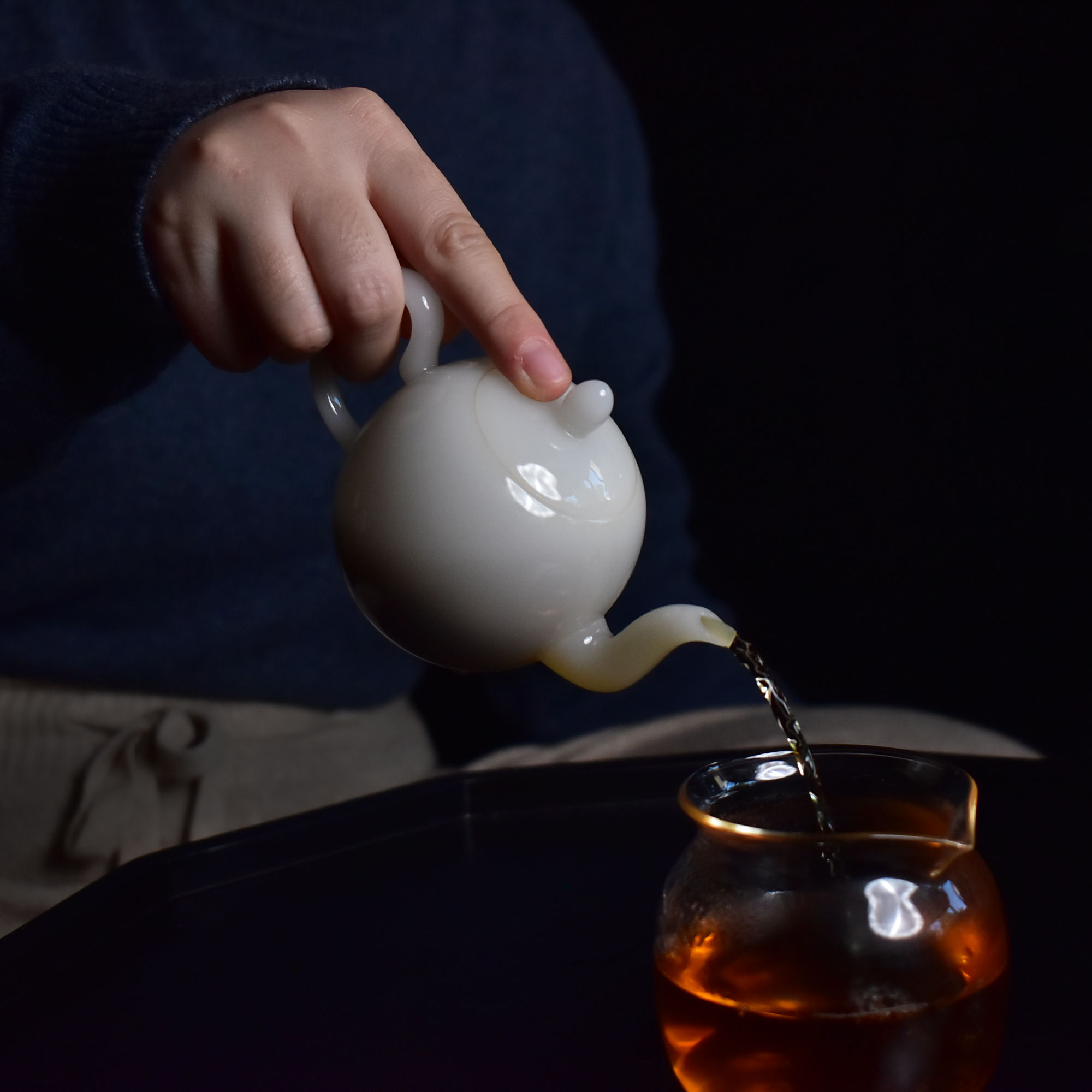 Jade Porcelain Beauty Shoulder Teapot